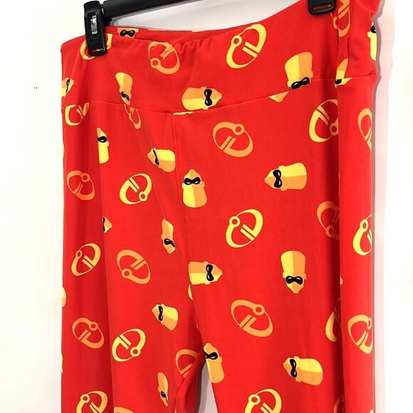 LuLaRoe Disney Incredibles Leggings Orange Size TC2 Fits 20-26 - Picture 2 of 8